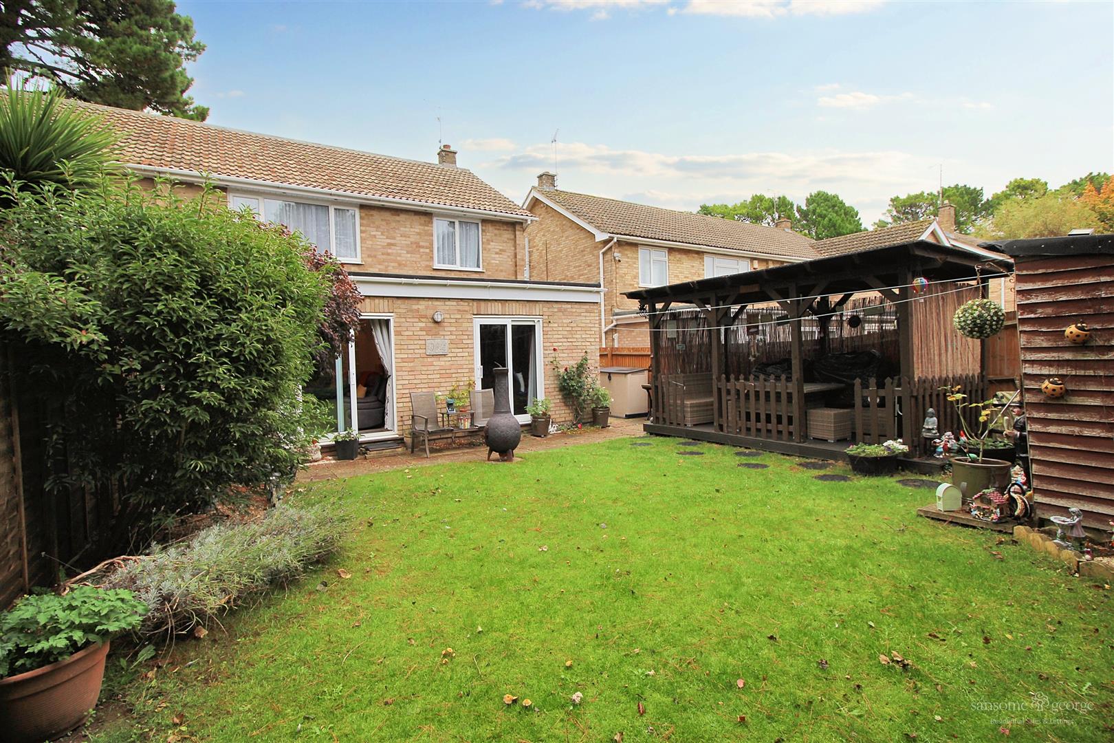Cecil Aldin Drive, Tilehurst, Reading
